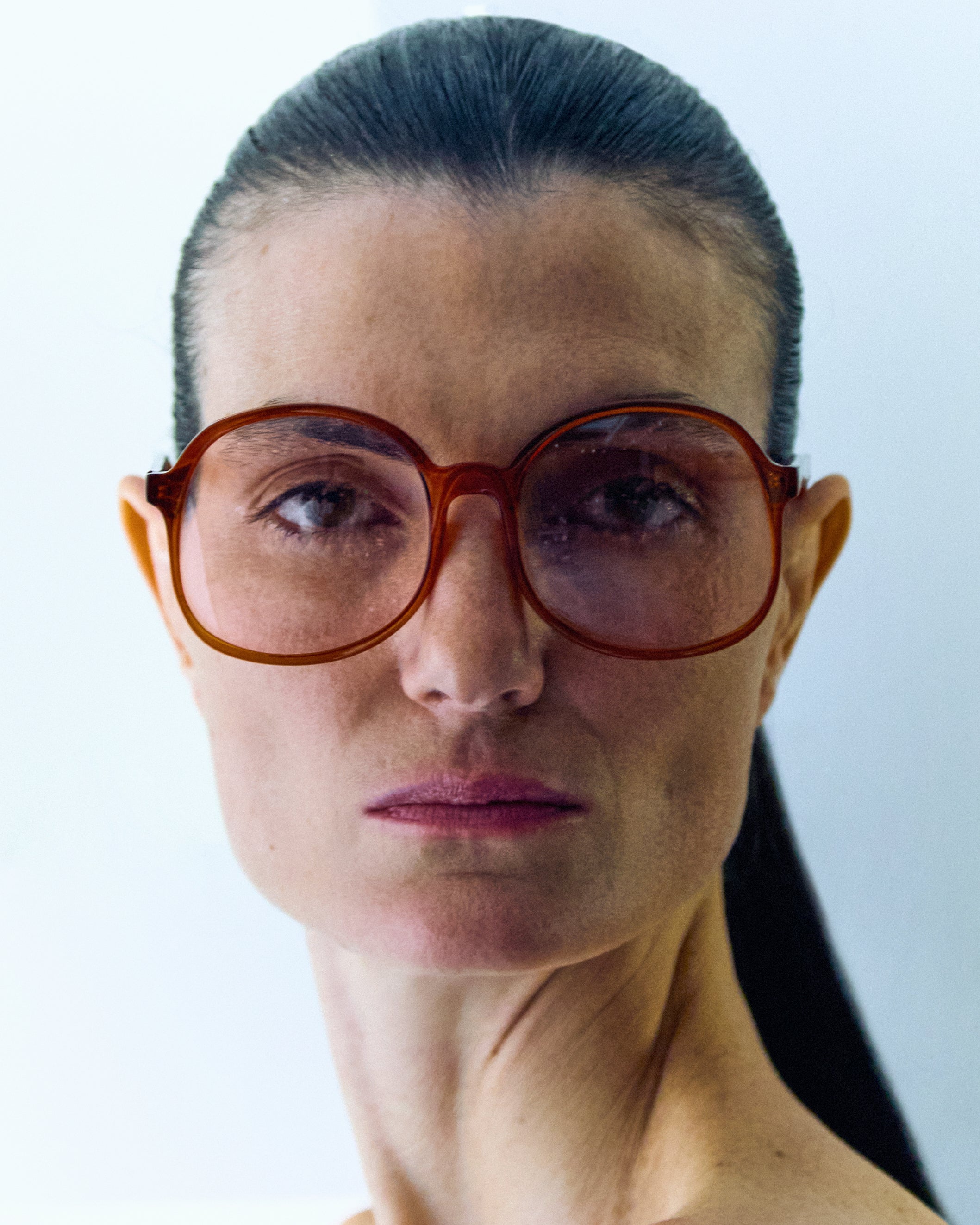 óculos over alice âmbar