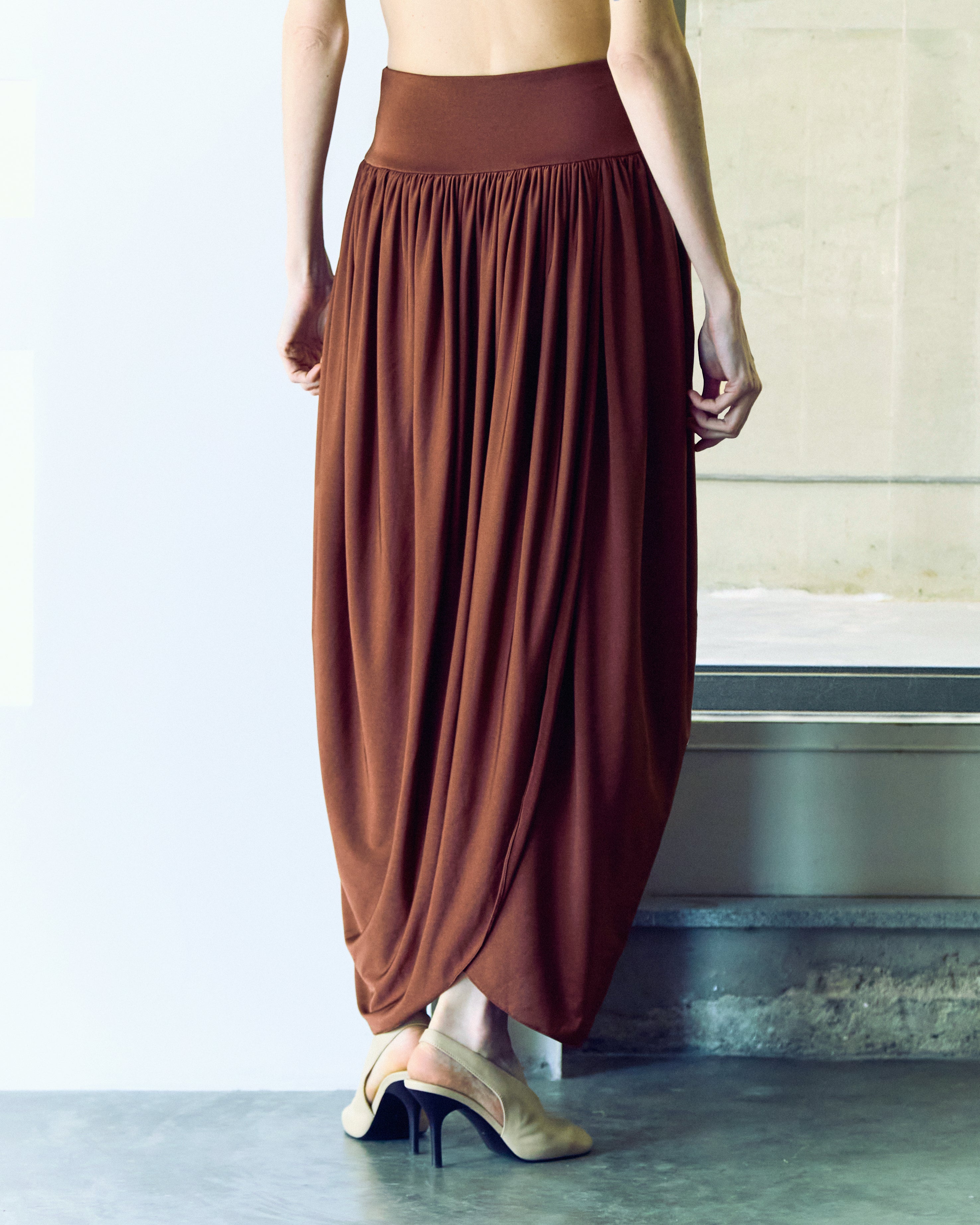 saia drapped alga marrom