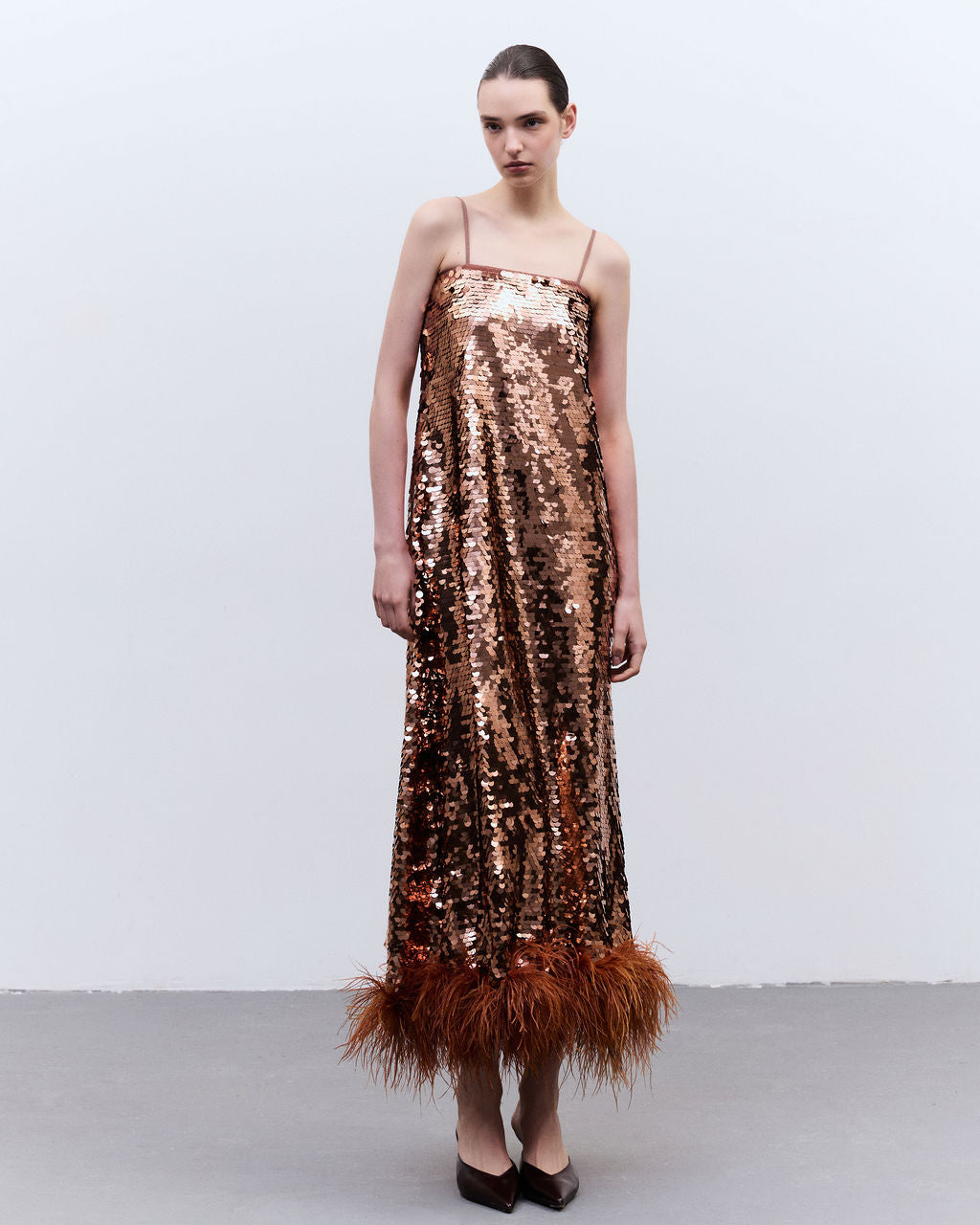 vestido paetê feather