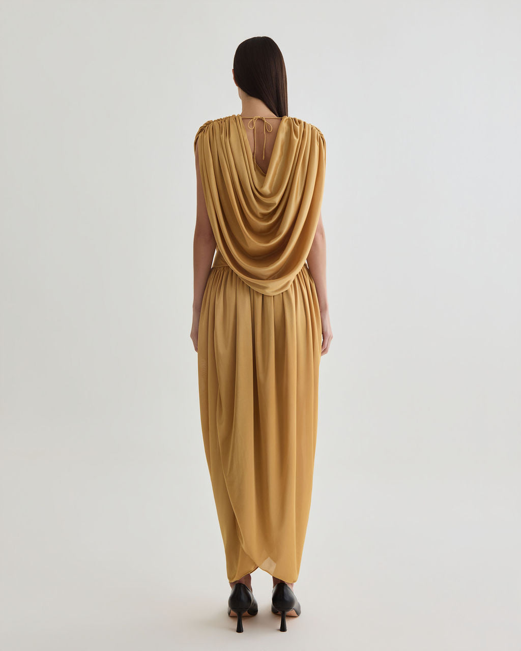 blusa drapped alga dourado
