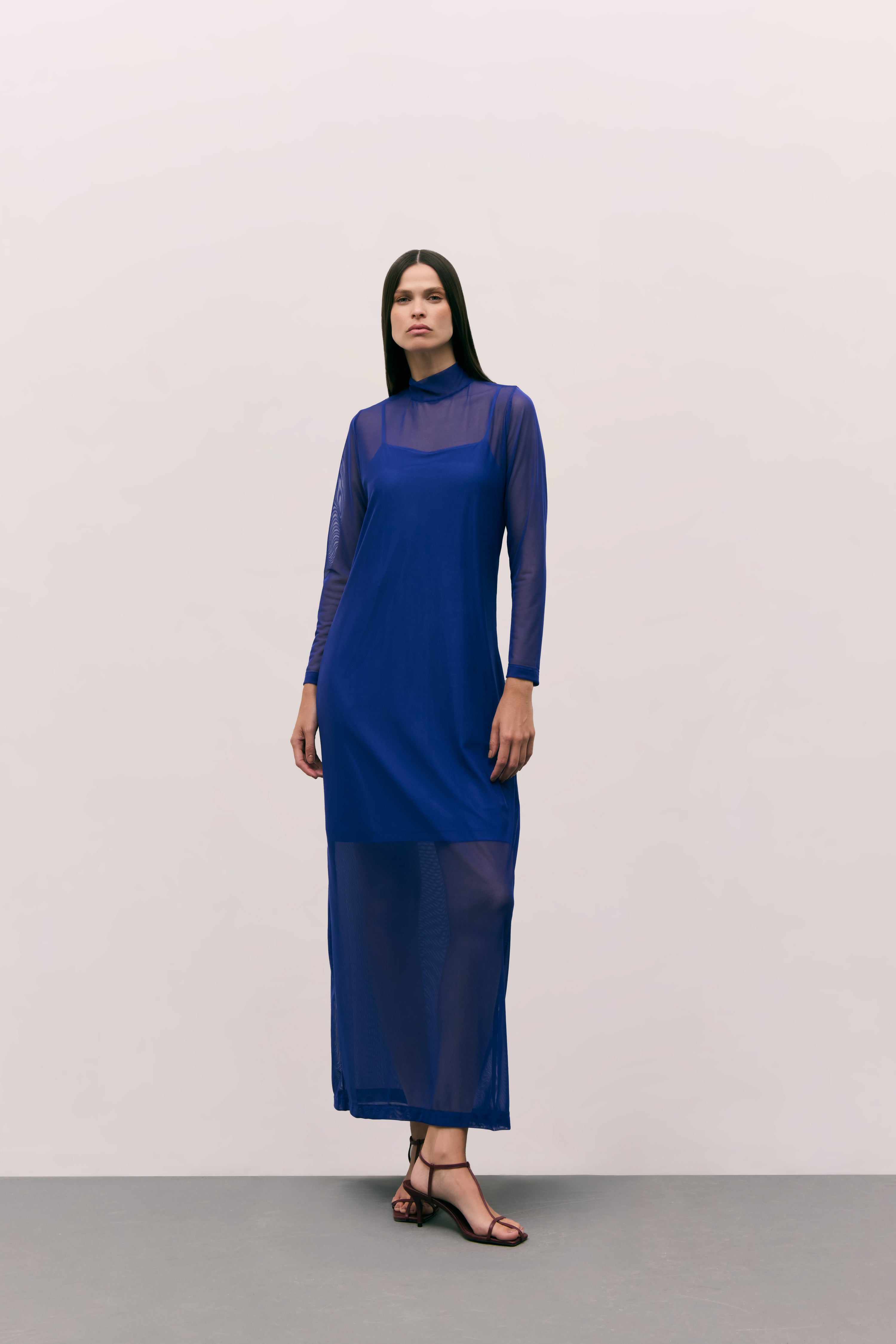 vestido longo invisible