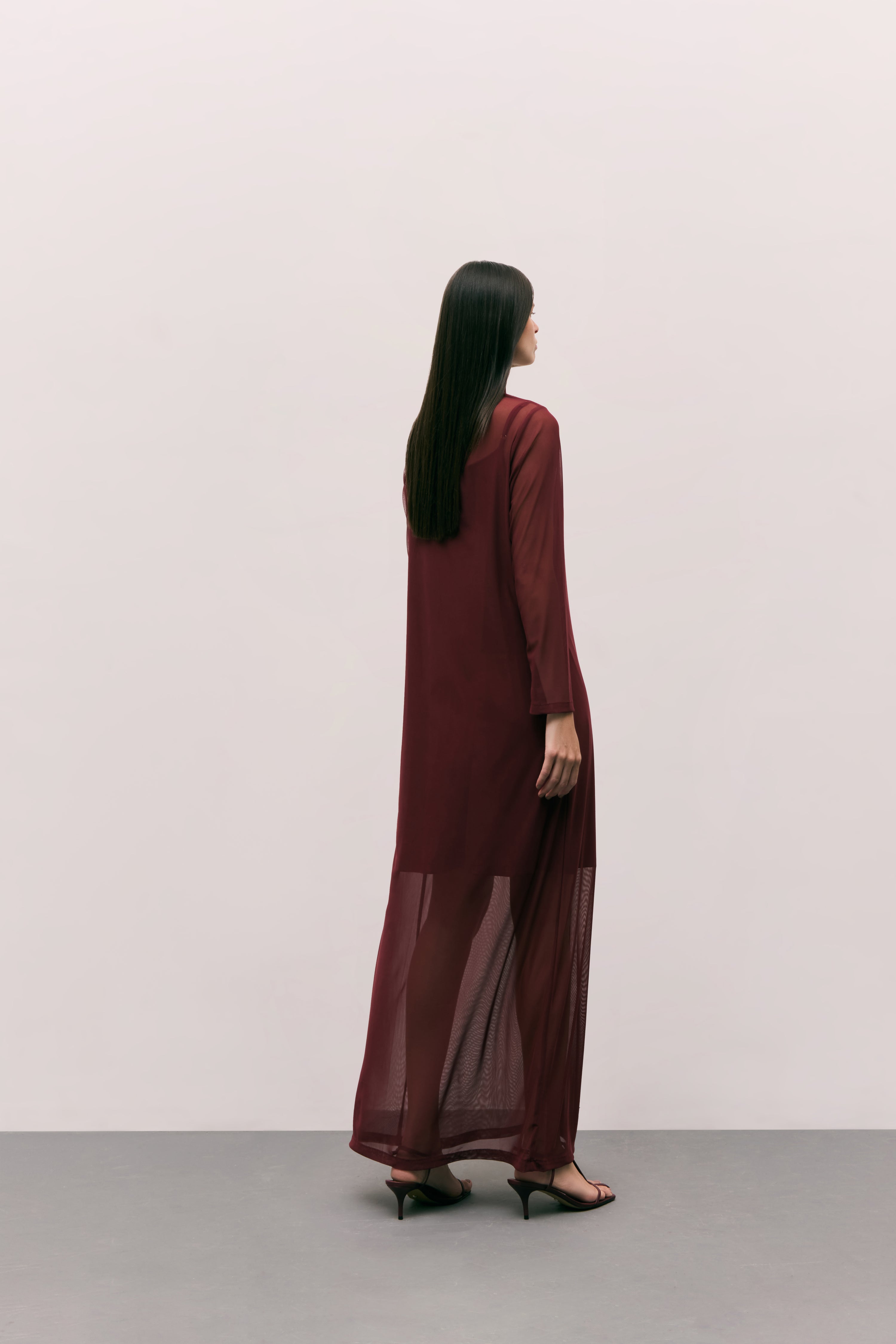 vestido longo invisible