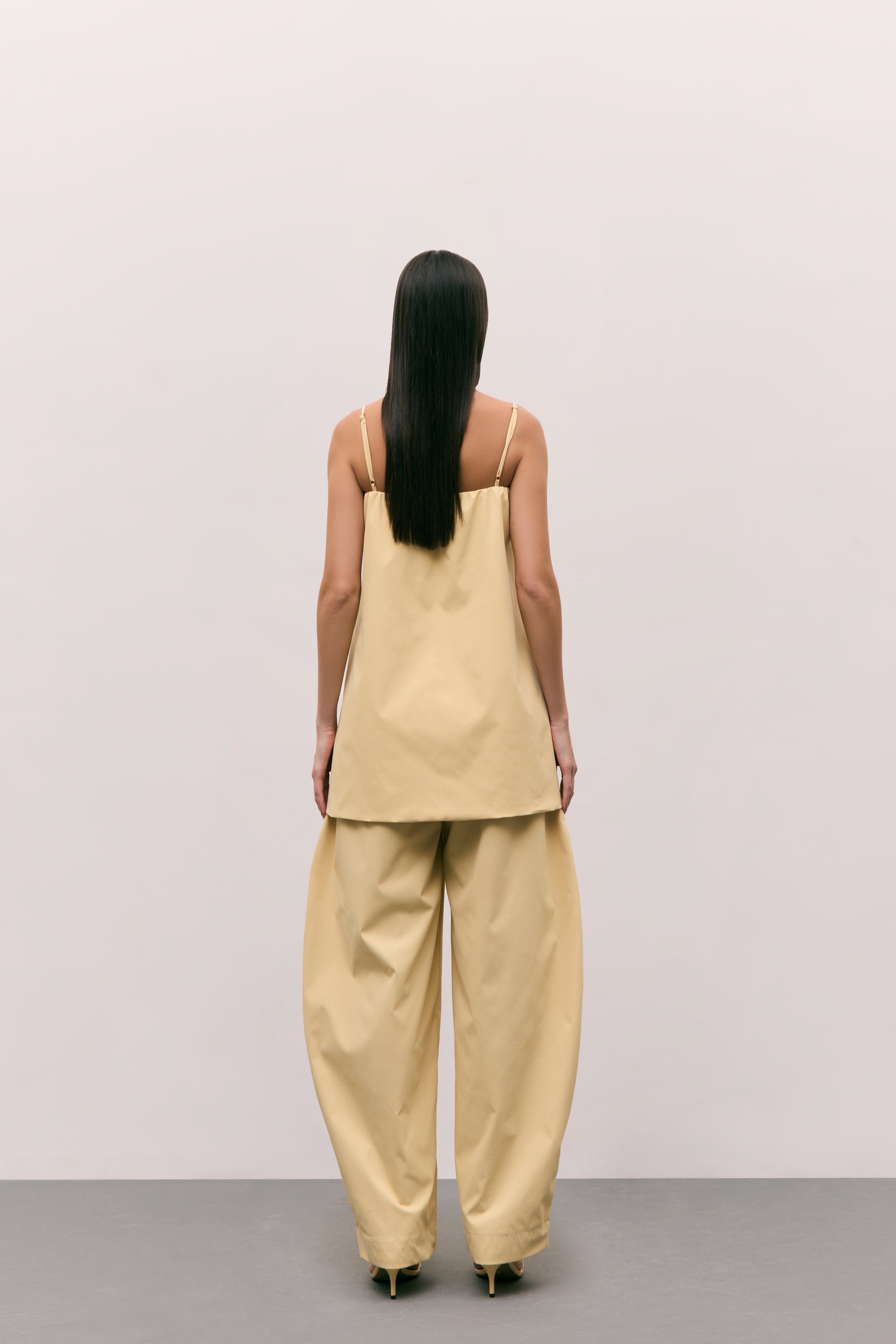 blusa alça espiral amarelo