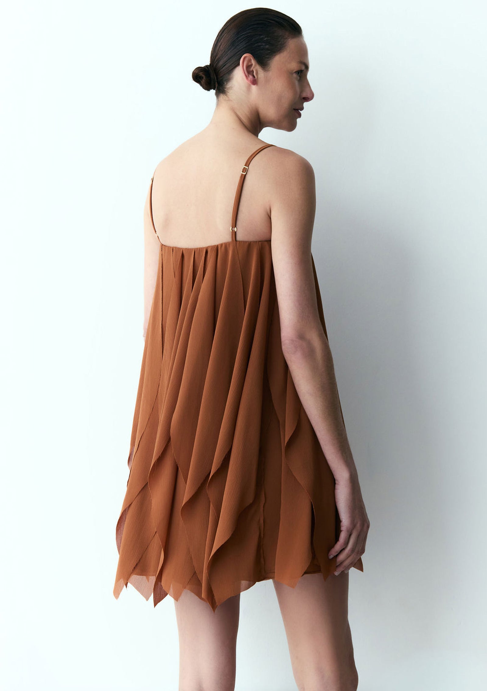 mini vestido pote caramelo