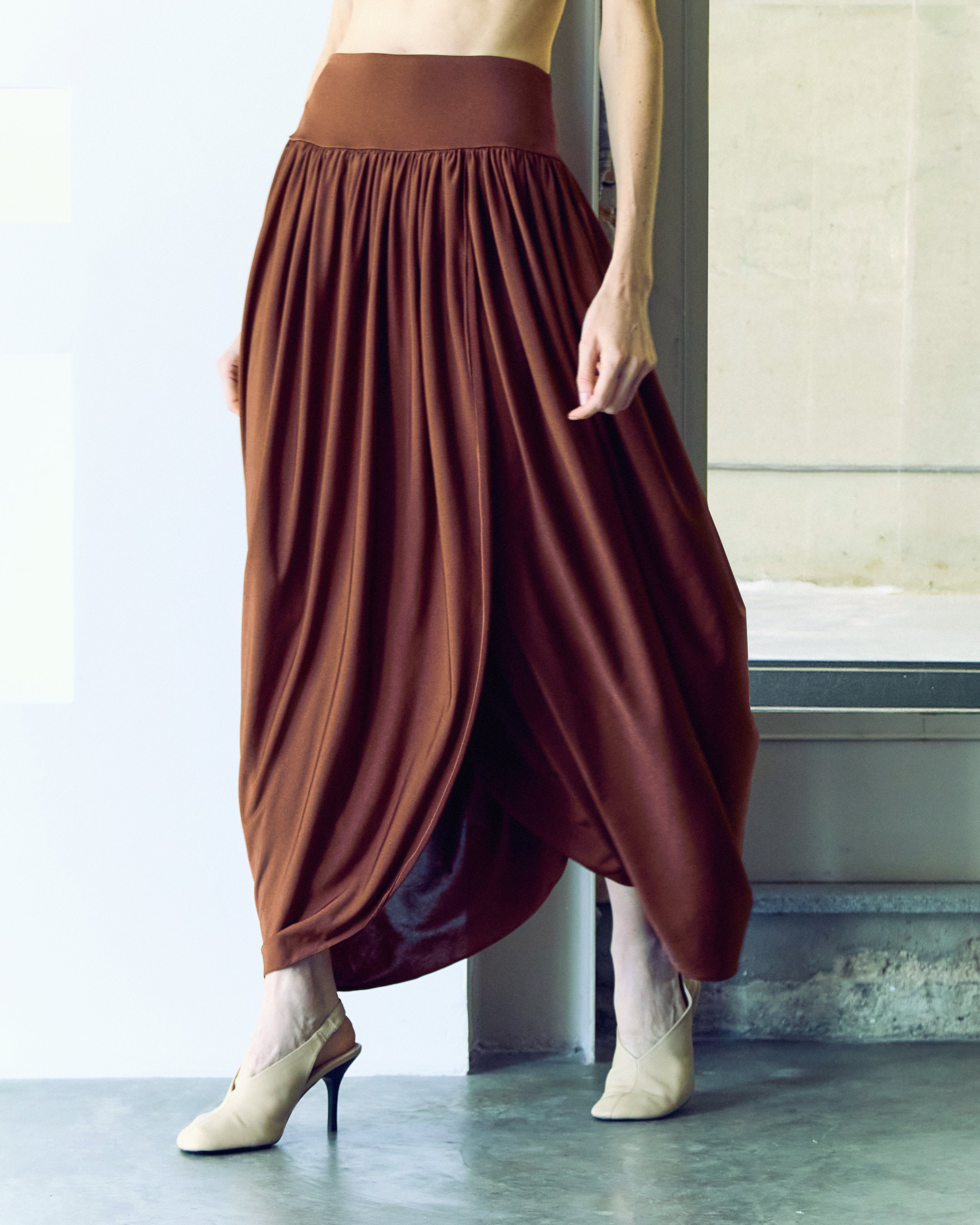 saia drapped alga marrom