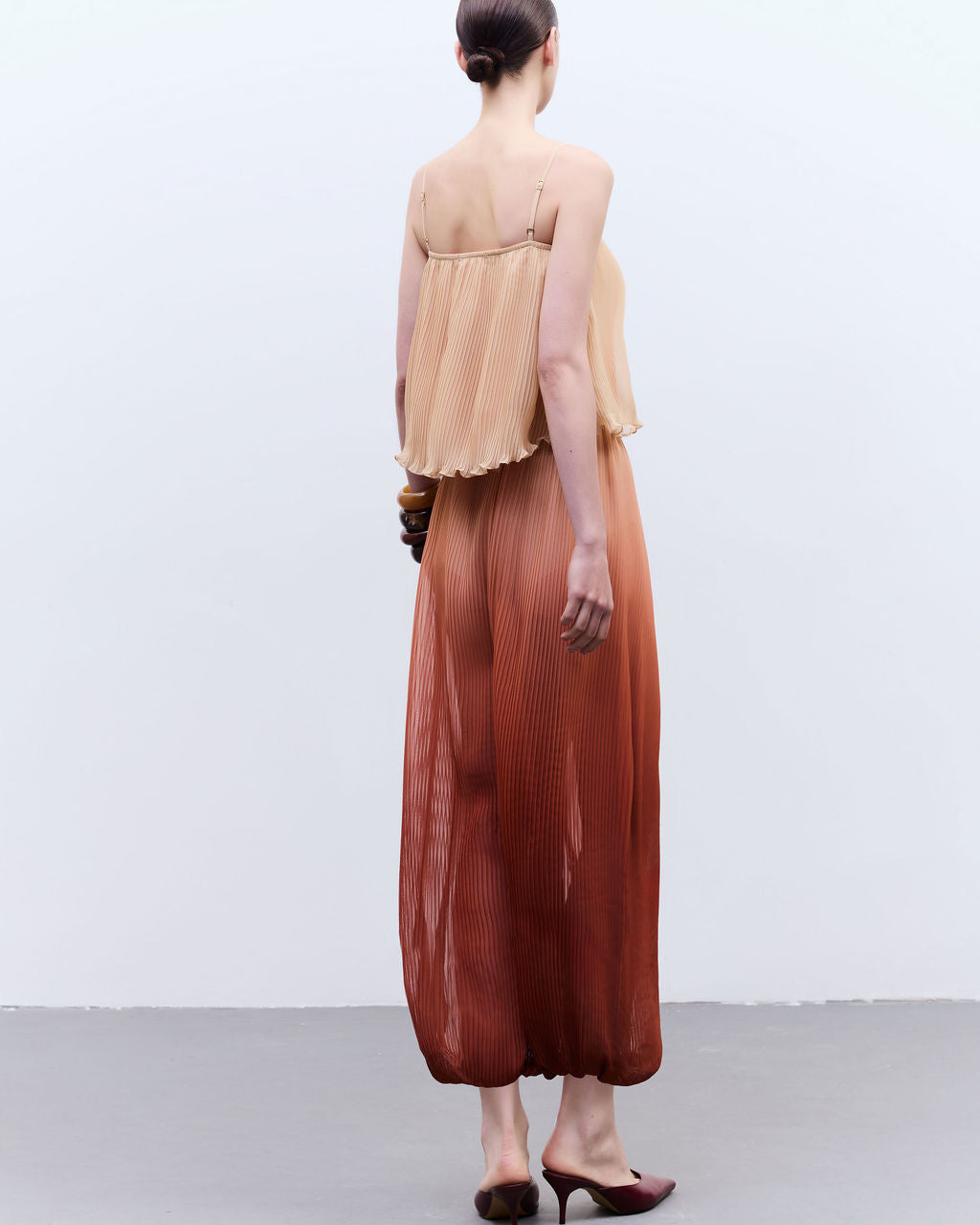 calça pleats degradê terra