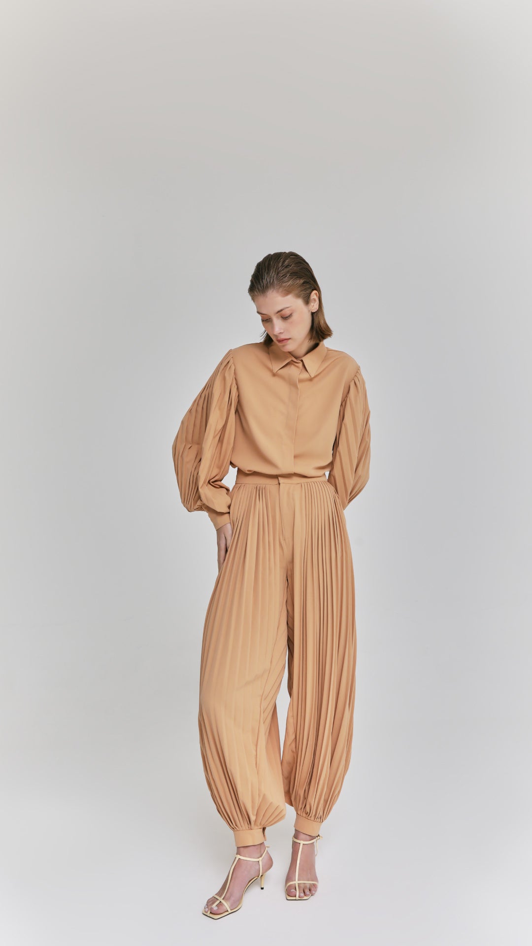 basic beige pleated pants