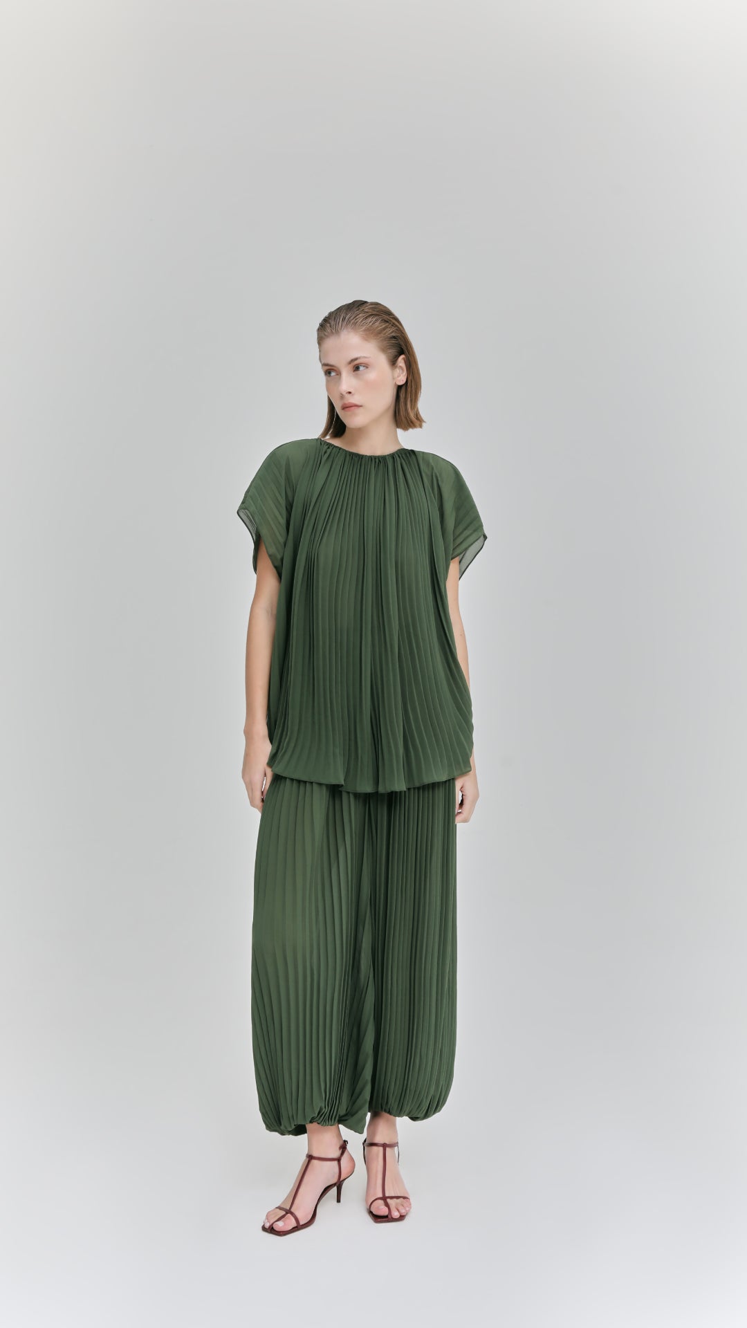 blusa sem manga pleats verde