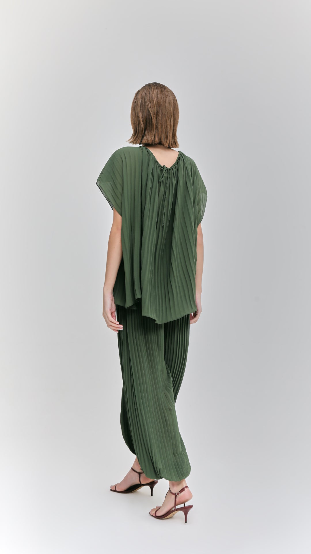 calça pleats verde