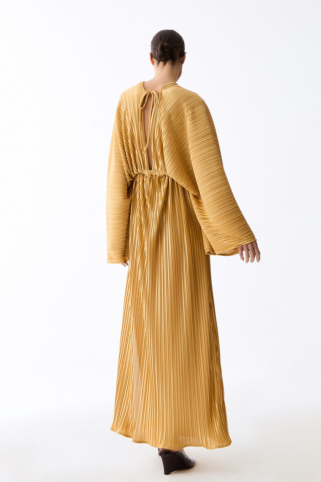 vestido plissado mangas new gold