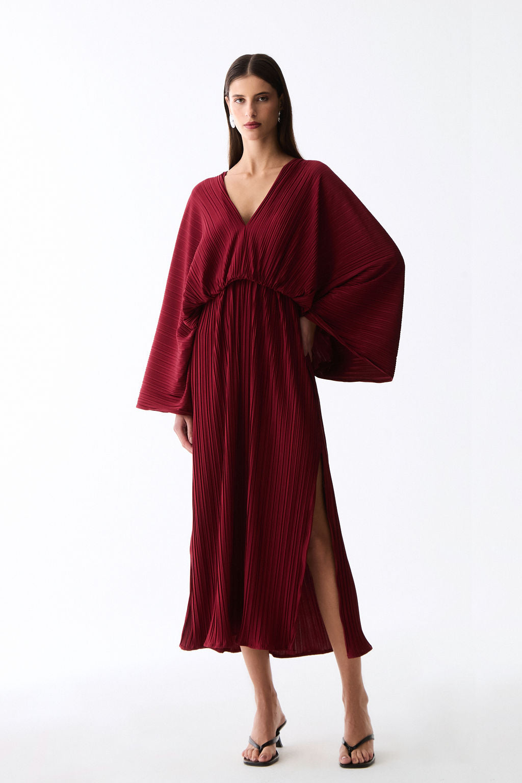 vestido plissado mangas  burgundy