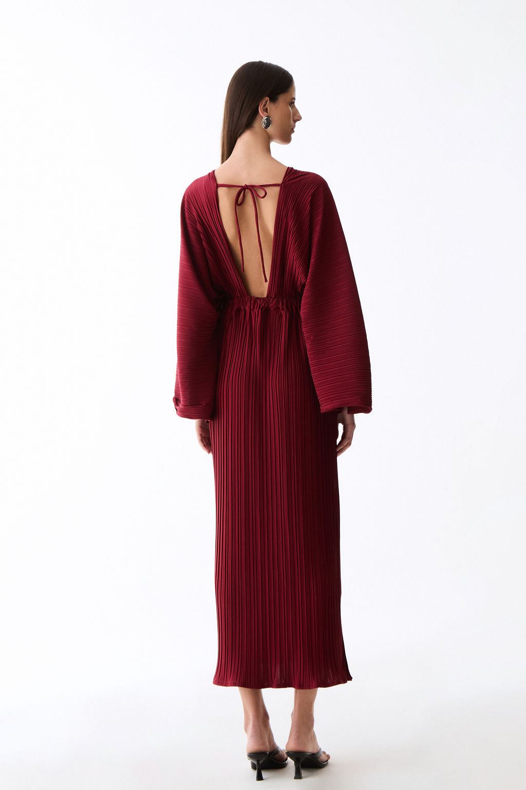 vestido plissado mangas  burgundy