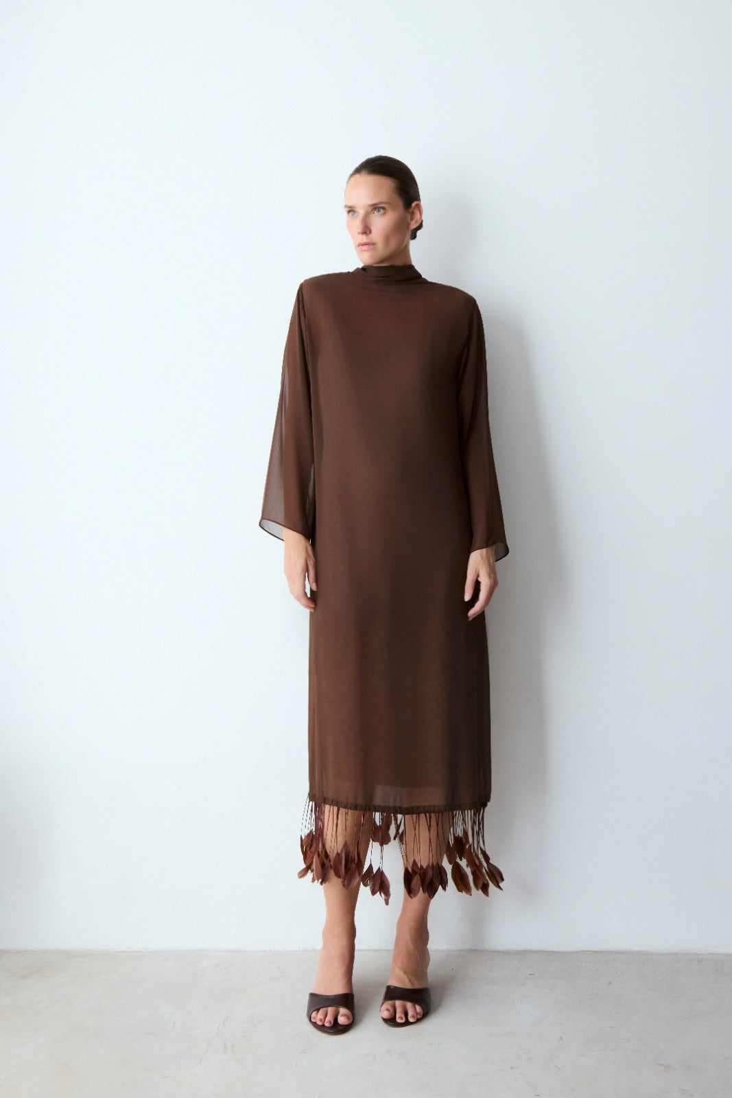 vestido jurema marrom