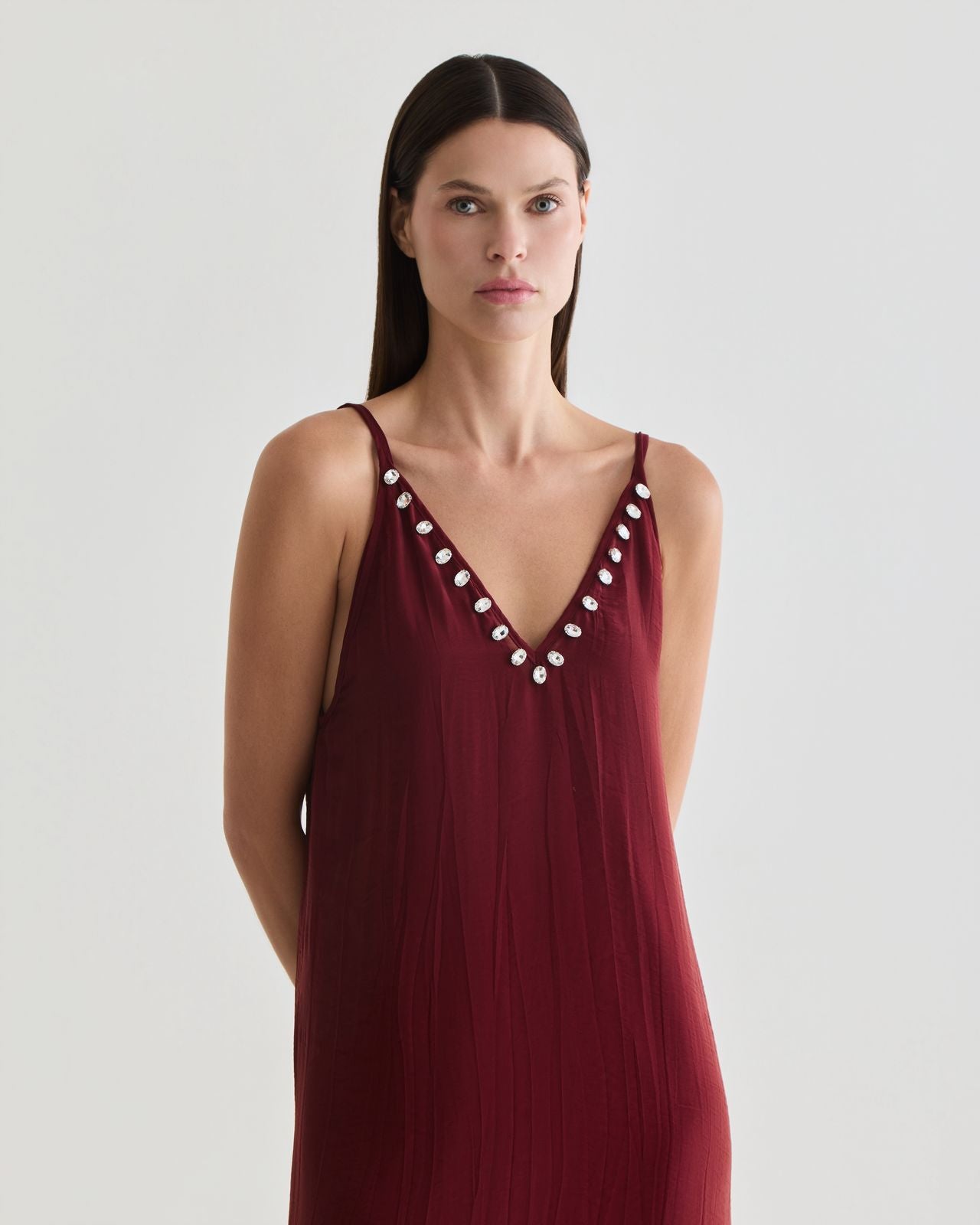 vestido longo cabernet