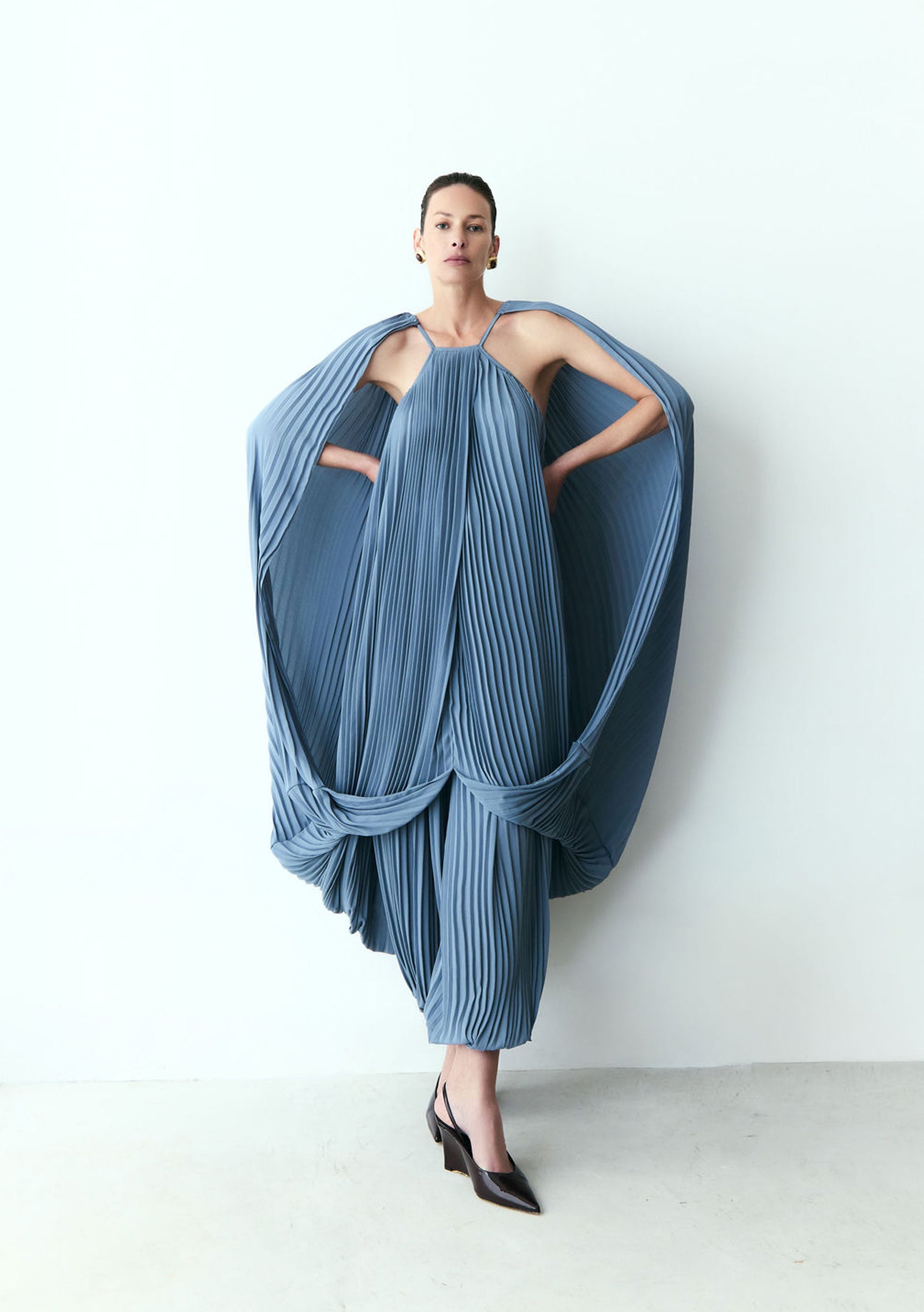 vestido pleats azul